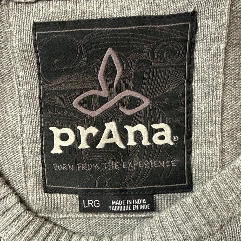 Prana modern crewneck